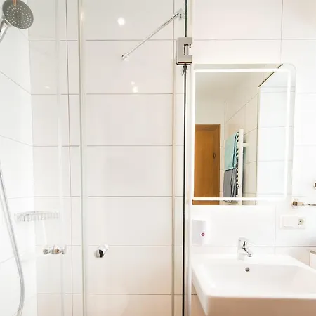 Barbara בית הארחה סנט מרטין אם טננגבריגה