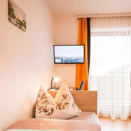 Barbara בית הארחה סנט מרטין אם טננגבריגה